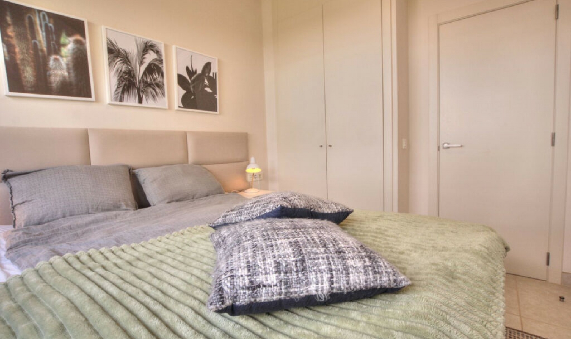 Resale - Apartment -
La Cala de Mijas