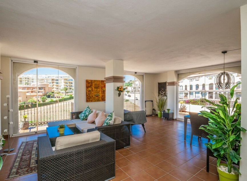 Resale - Apartment -
La Cala de Mijas