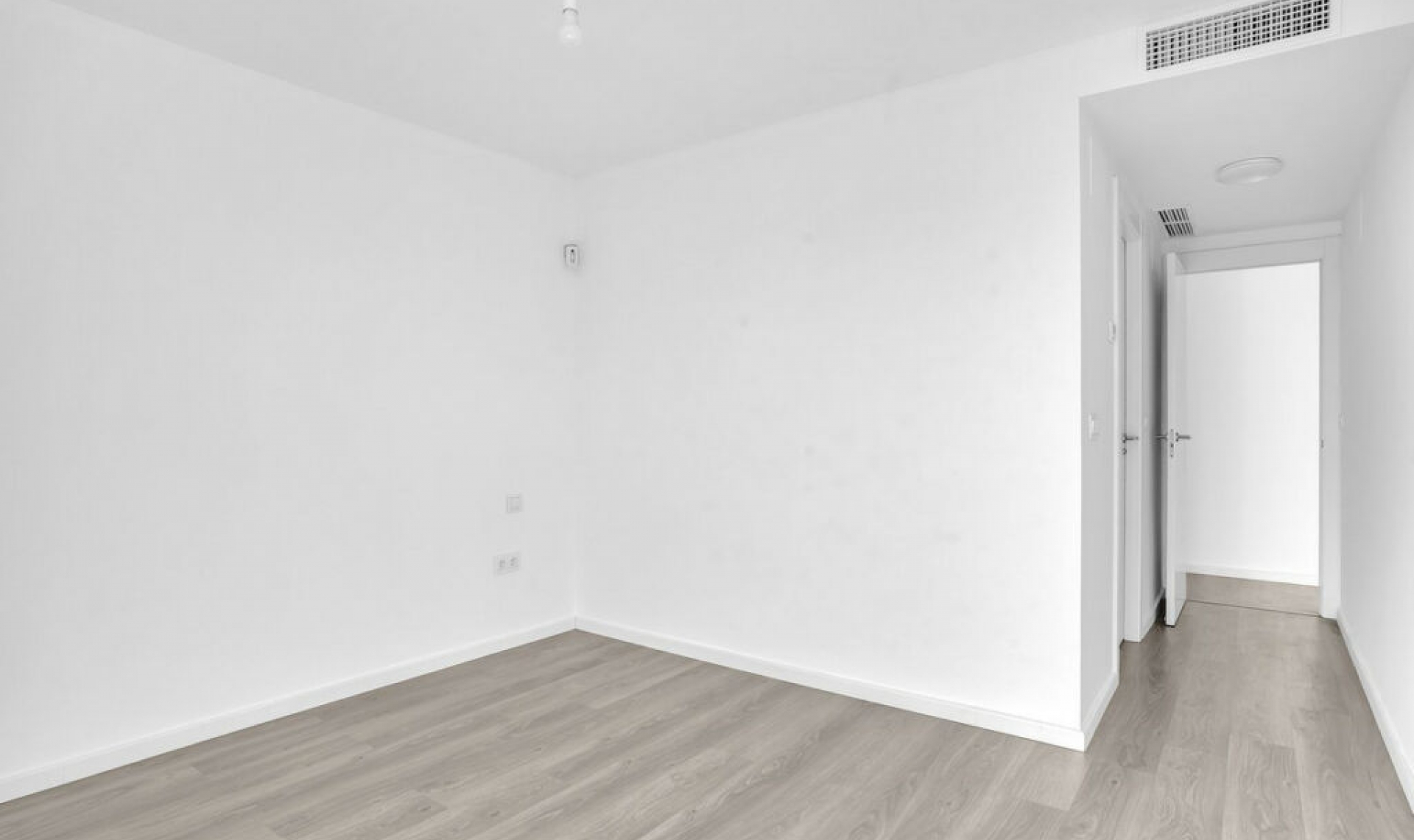 Resale - Apartment -
La Cala de Mijas