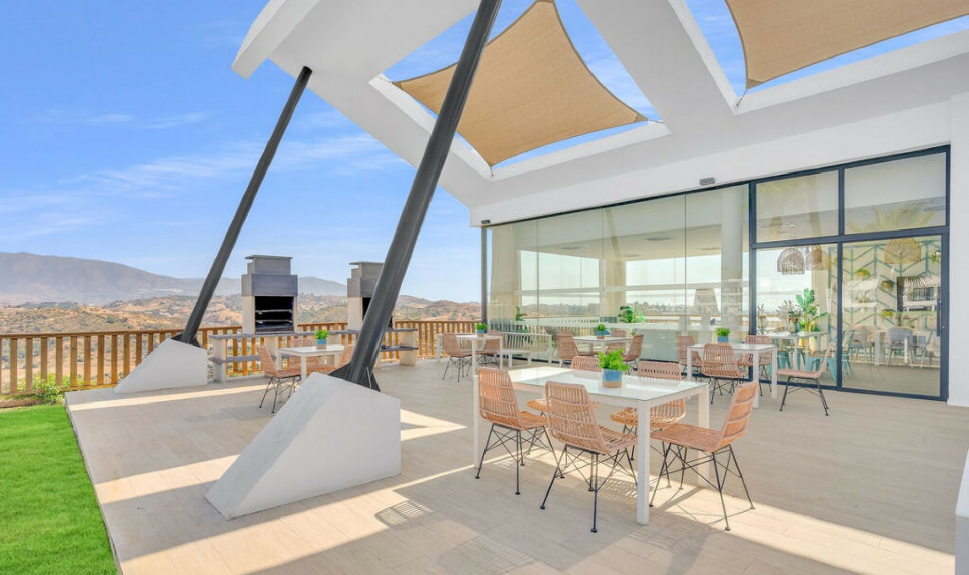 Resale - Apartment -
La Cala de Mijas