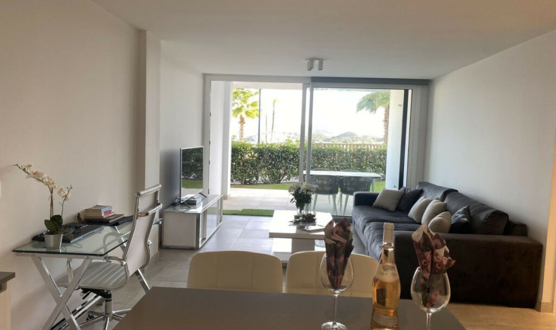 Resale - Apartment -
La Cala de Mijas