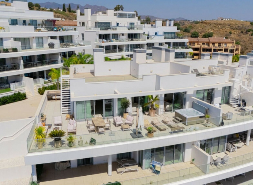 Resale - Apartment -
La Cala de Mijas