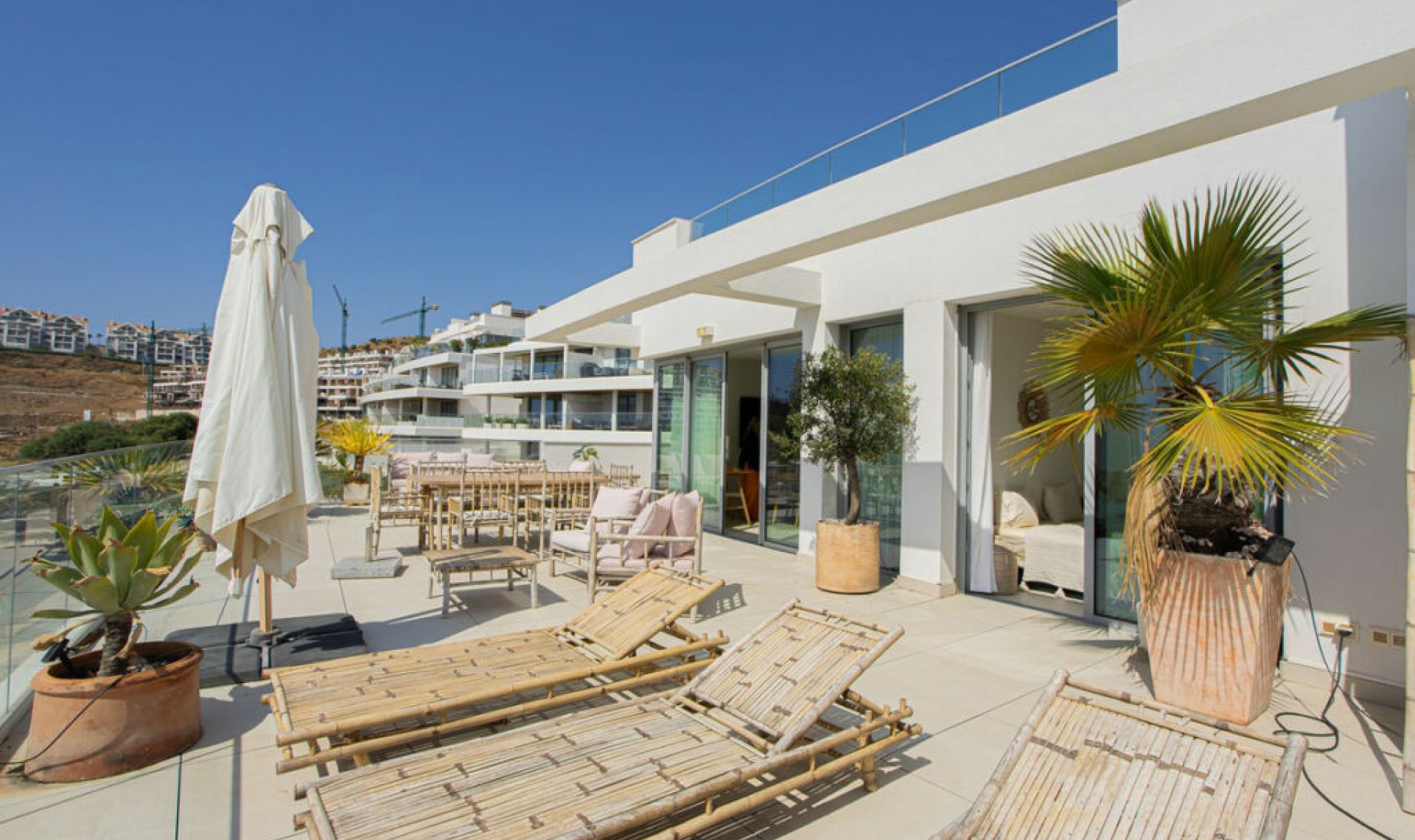 Resale - Apartment -
La Cala de Mijas