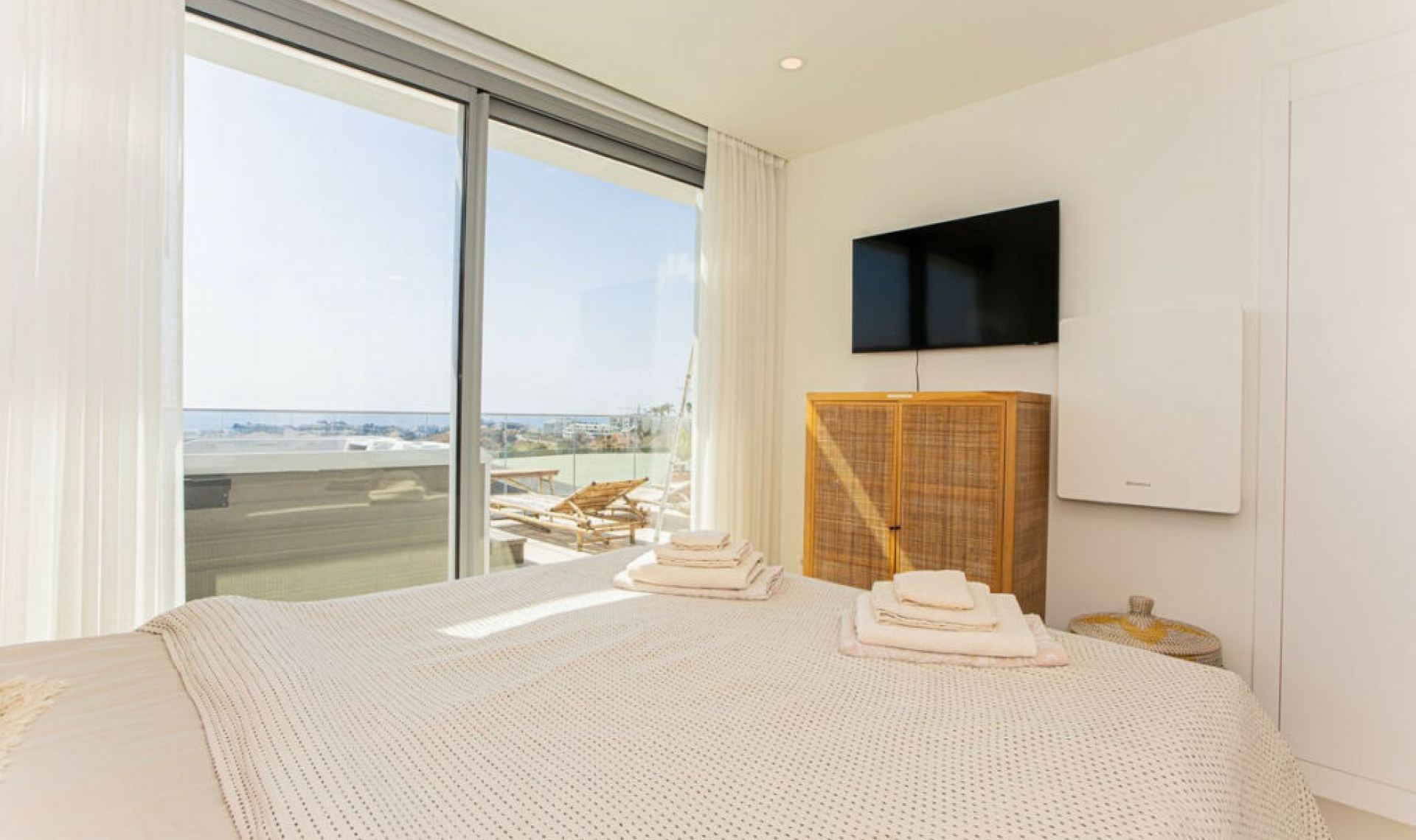 Resale - Apartment -
La Cala de Mijas