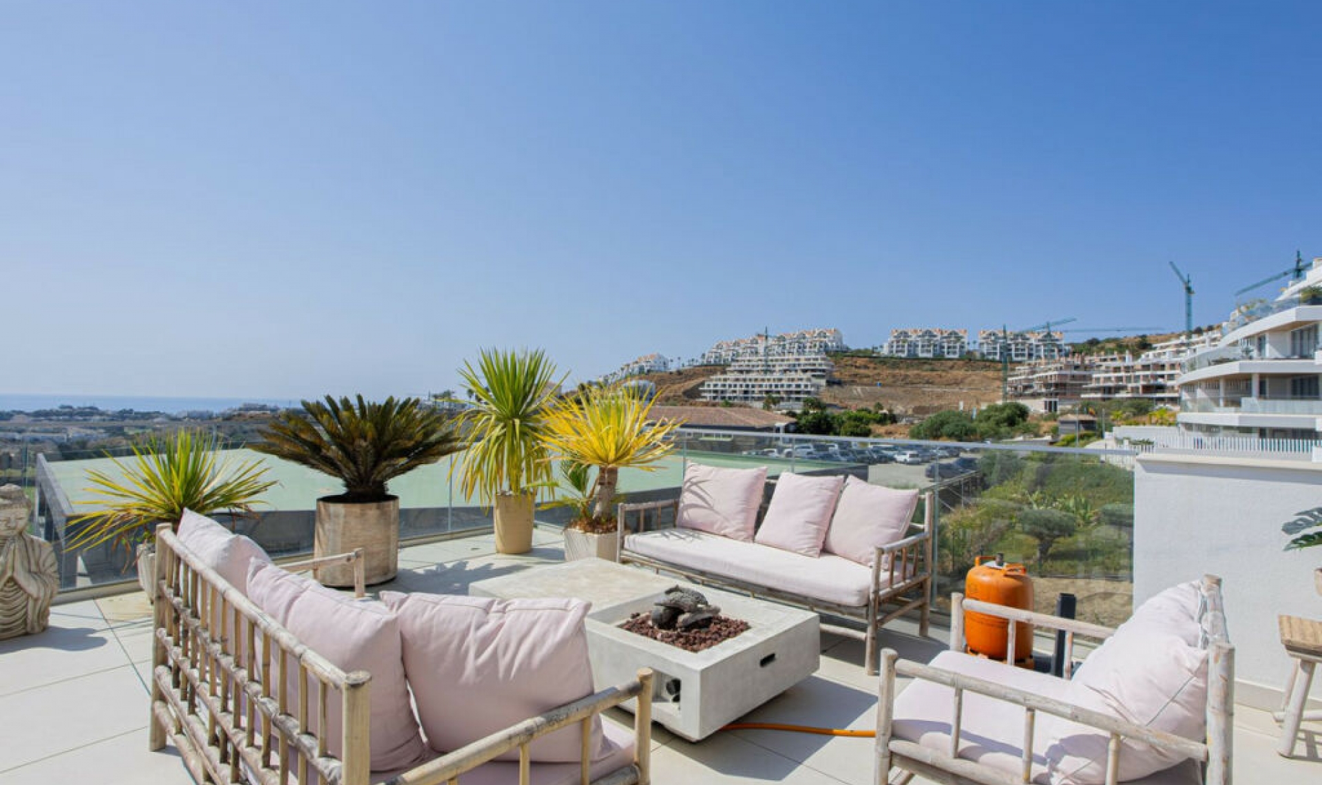 Resale - Apartment -
La Cala de Mijas