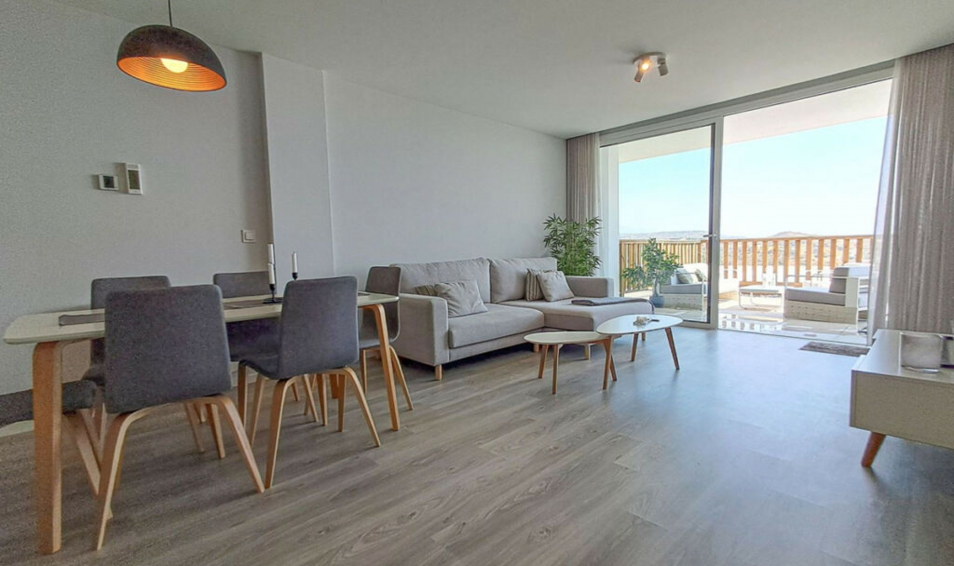 Resale - Apartment -
La Cala de Mijas