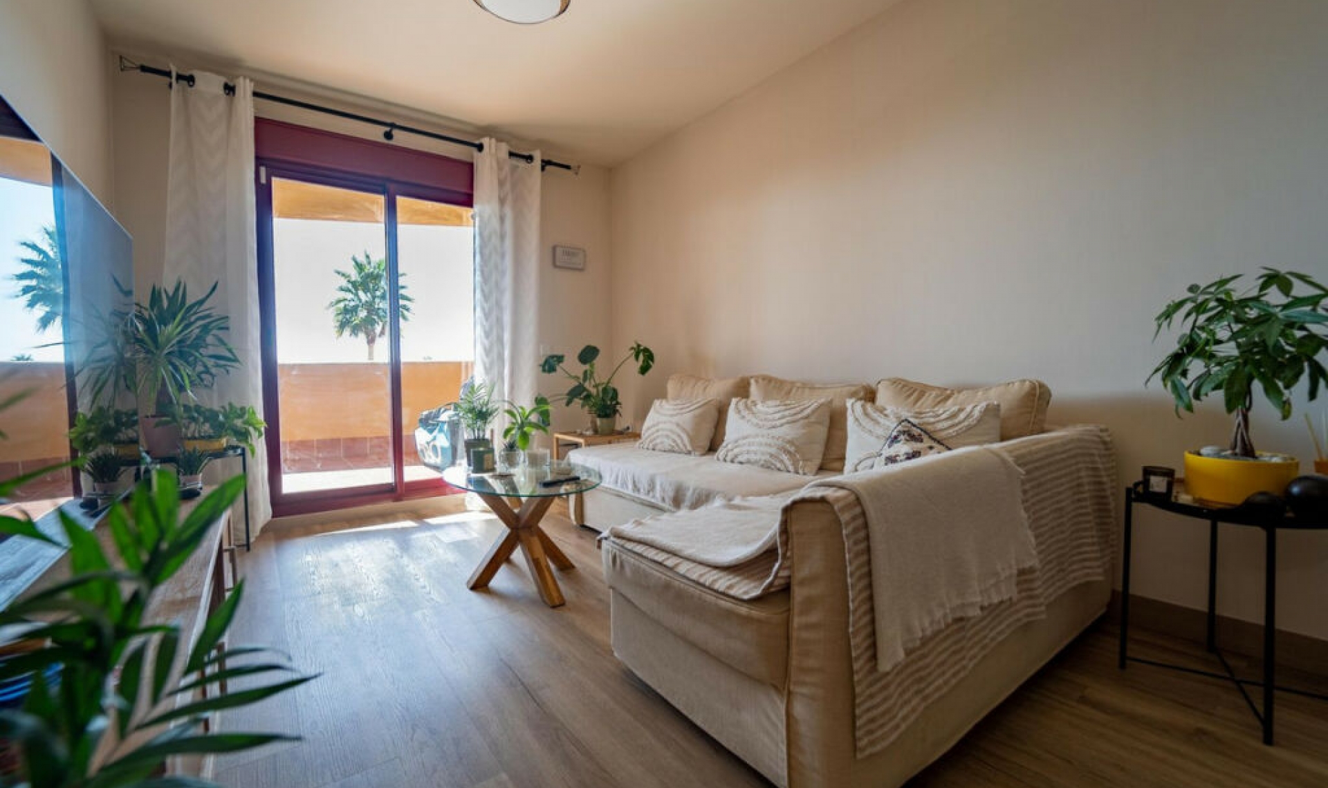 Resale - Apartment -
La Cala de Mijas