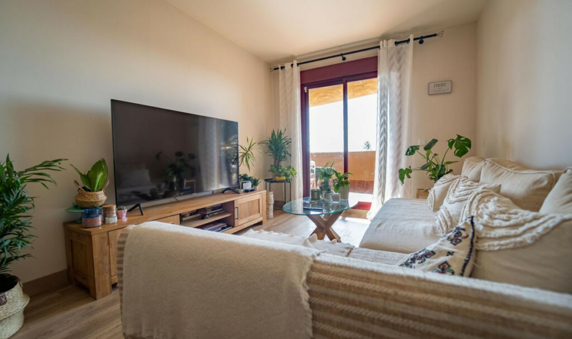 Resale - Apartment -
La Cala de Mijas