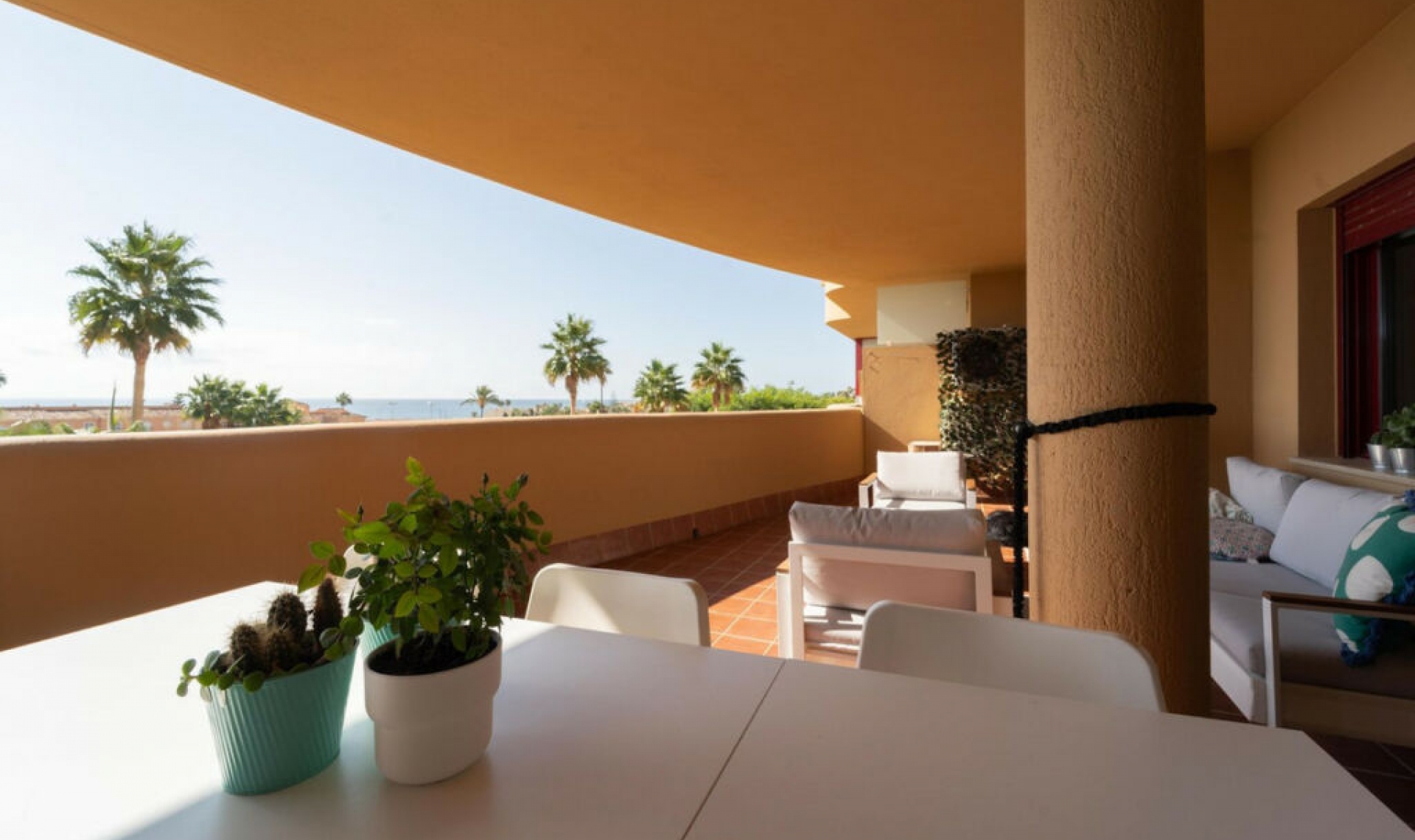 Resale - Apartment -
La Cala de Mijas