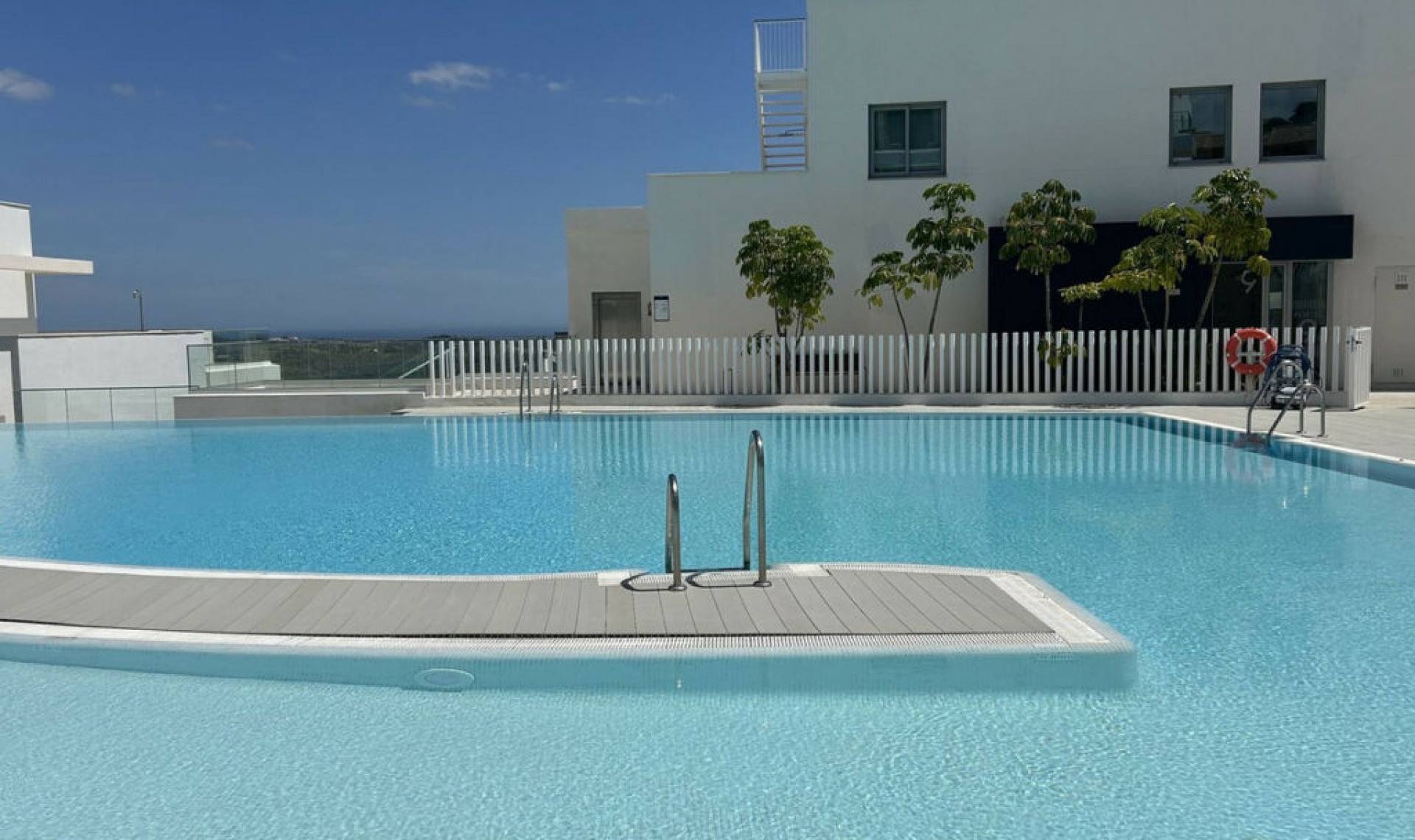 Resale - Apartment -
La Cala de Mijas