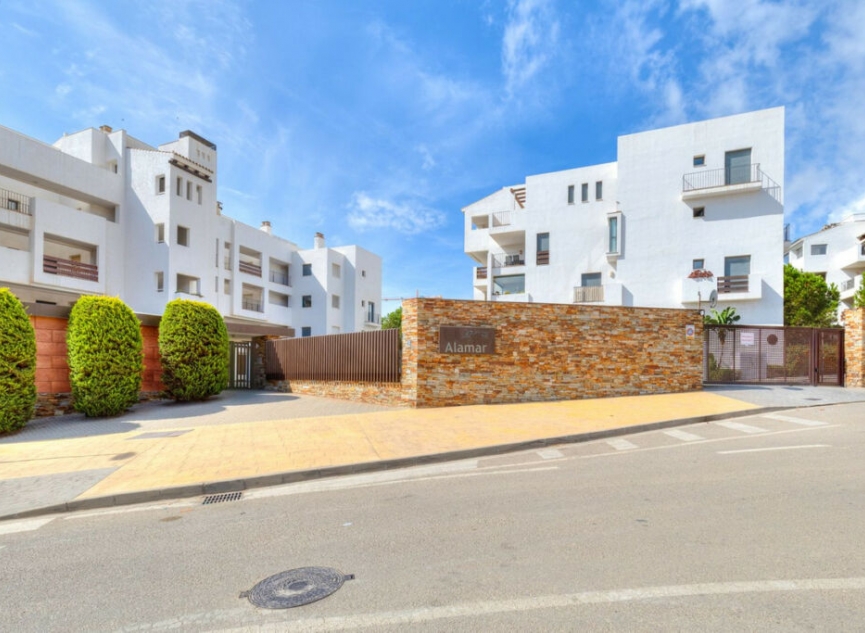Resale - Apartment -
La Cala de Mijas