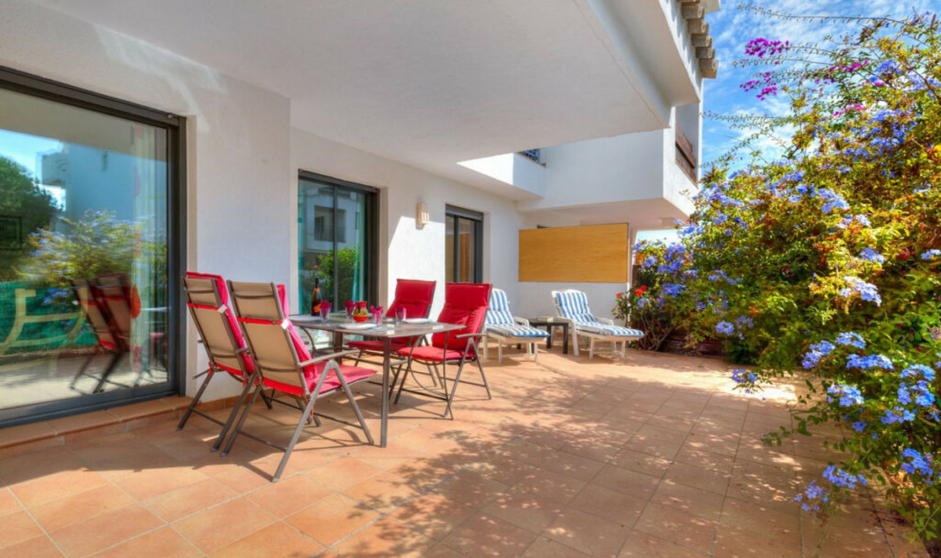 Resale - Apartment -
La Cala de Mijas