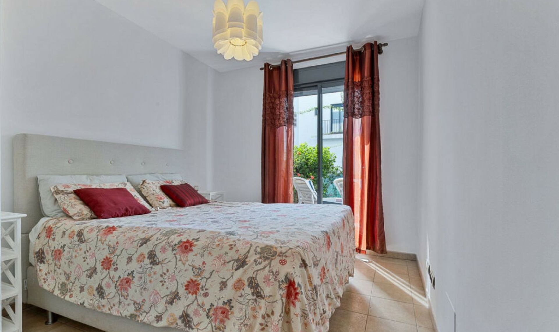 Resale - Apartment -
La Cala de Mijas