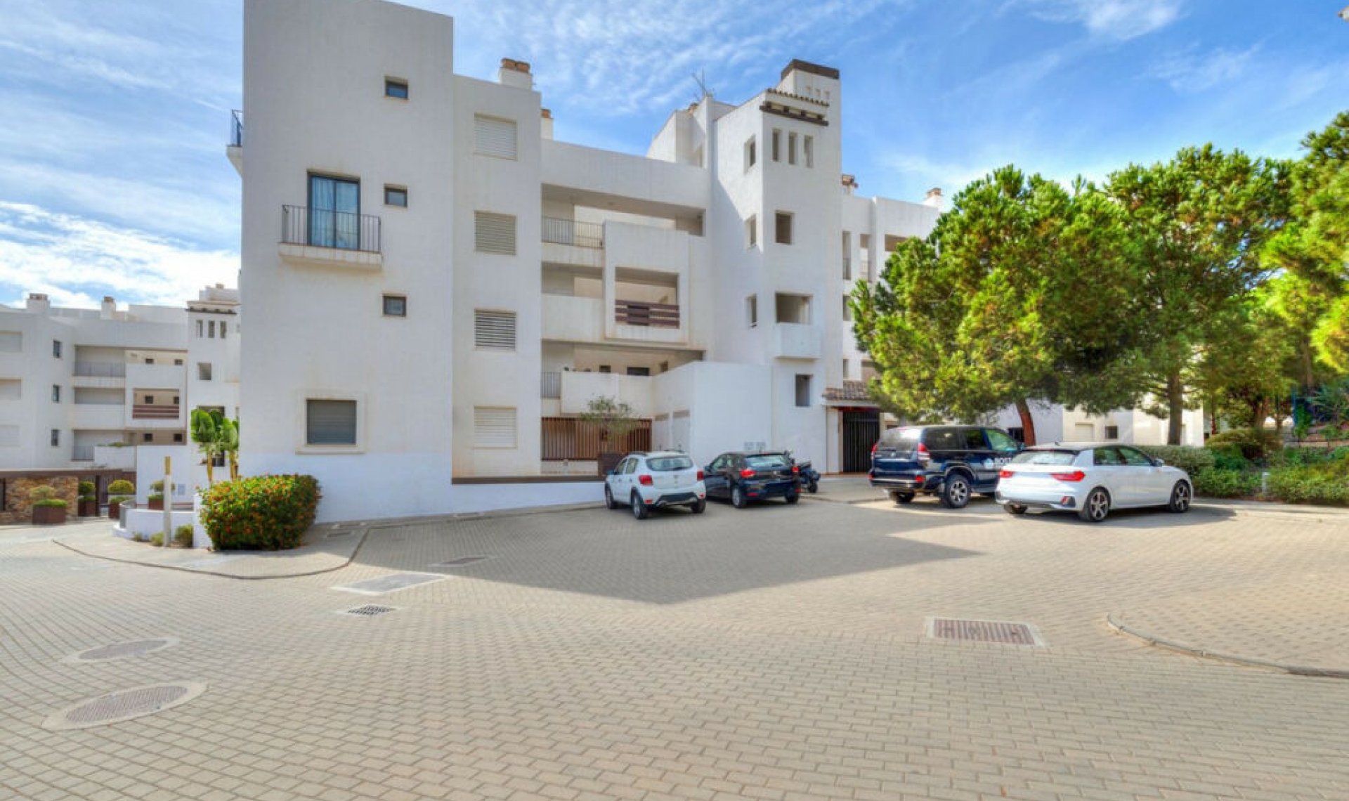 Resale - Apartment -
La Cala de Mijas