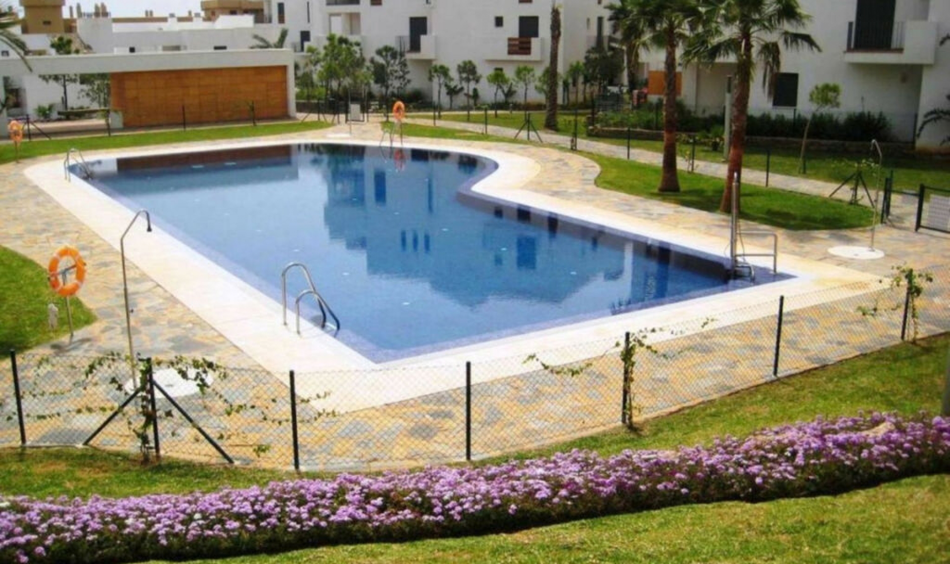 Resale - Apartment -
La Cala de Mijas