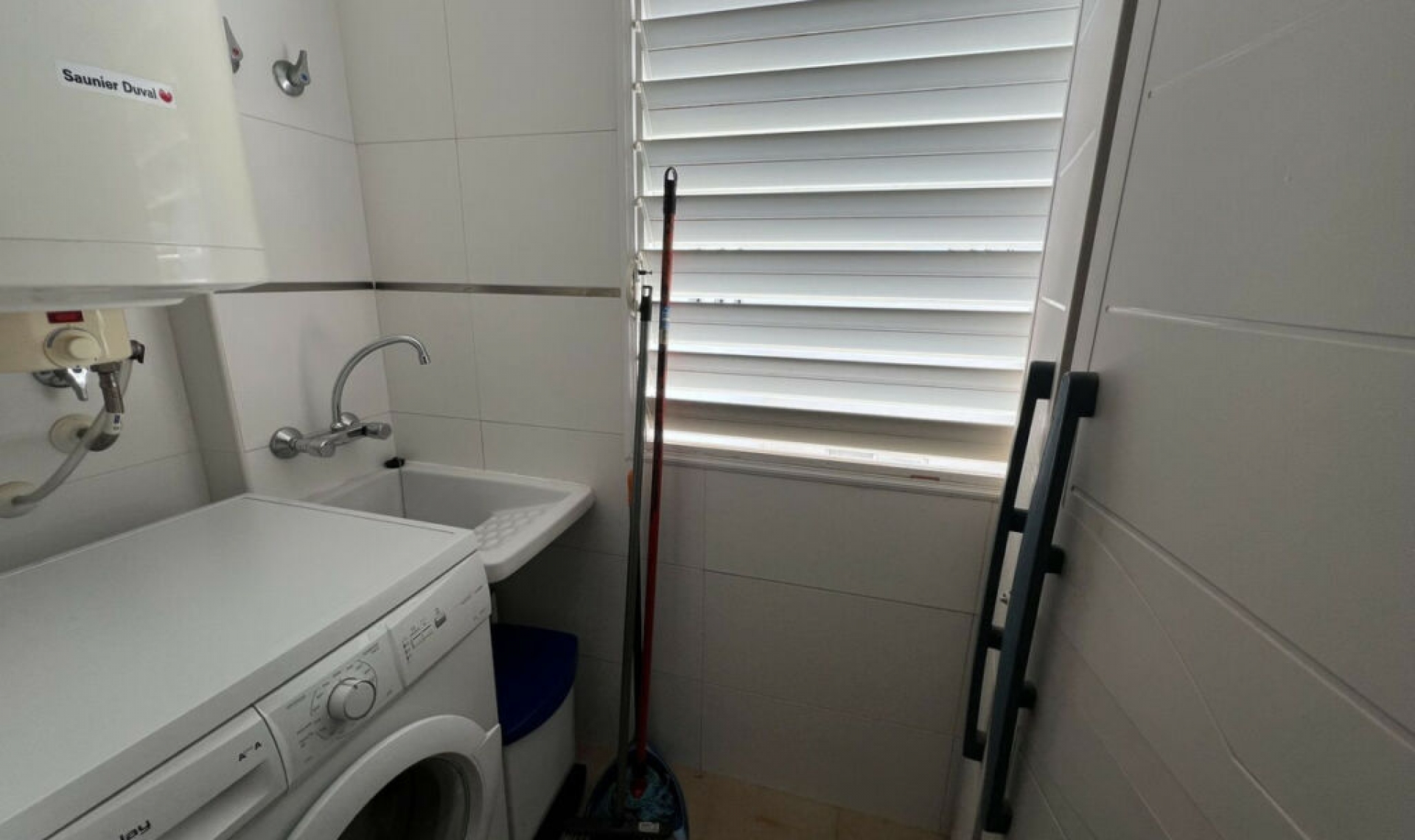 Resale - Apartment -
La Cala de Mijas