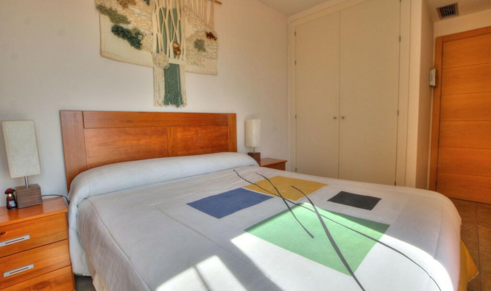 Resale - Apartment -
La Cala de Mijas