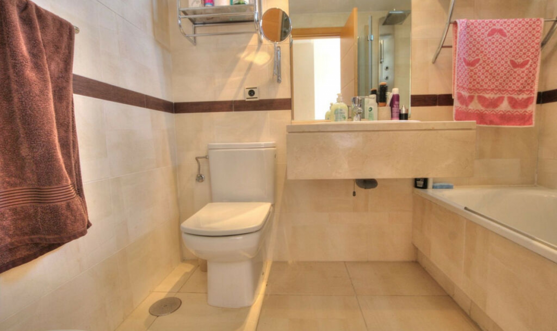 Resale - Apartment -
La Cala de Mijas