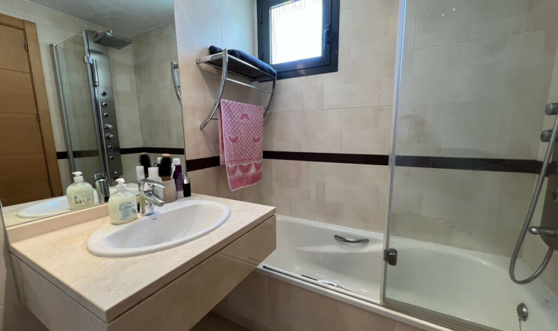 Resale - Apartment -
La Cala de Mijas