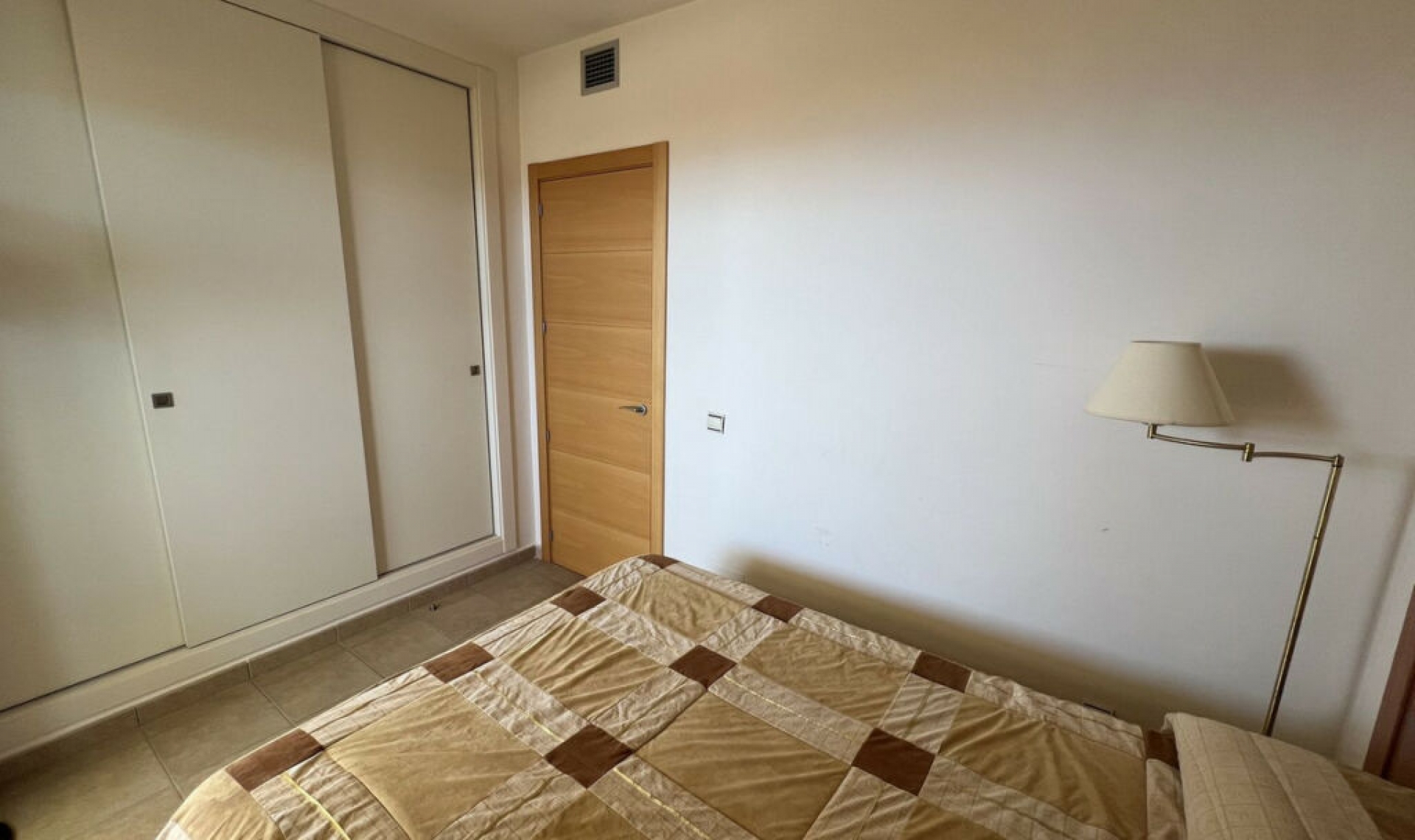 Resale - Apartment -
La Cala de Mijas