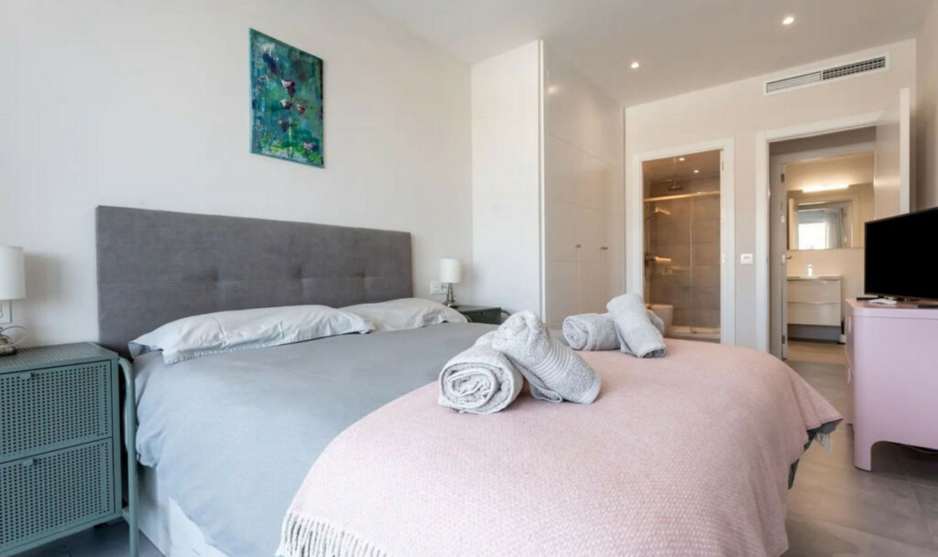 Resale - Apartment -
La Cala de Mijas