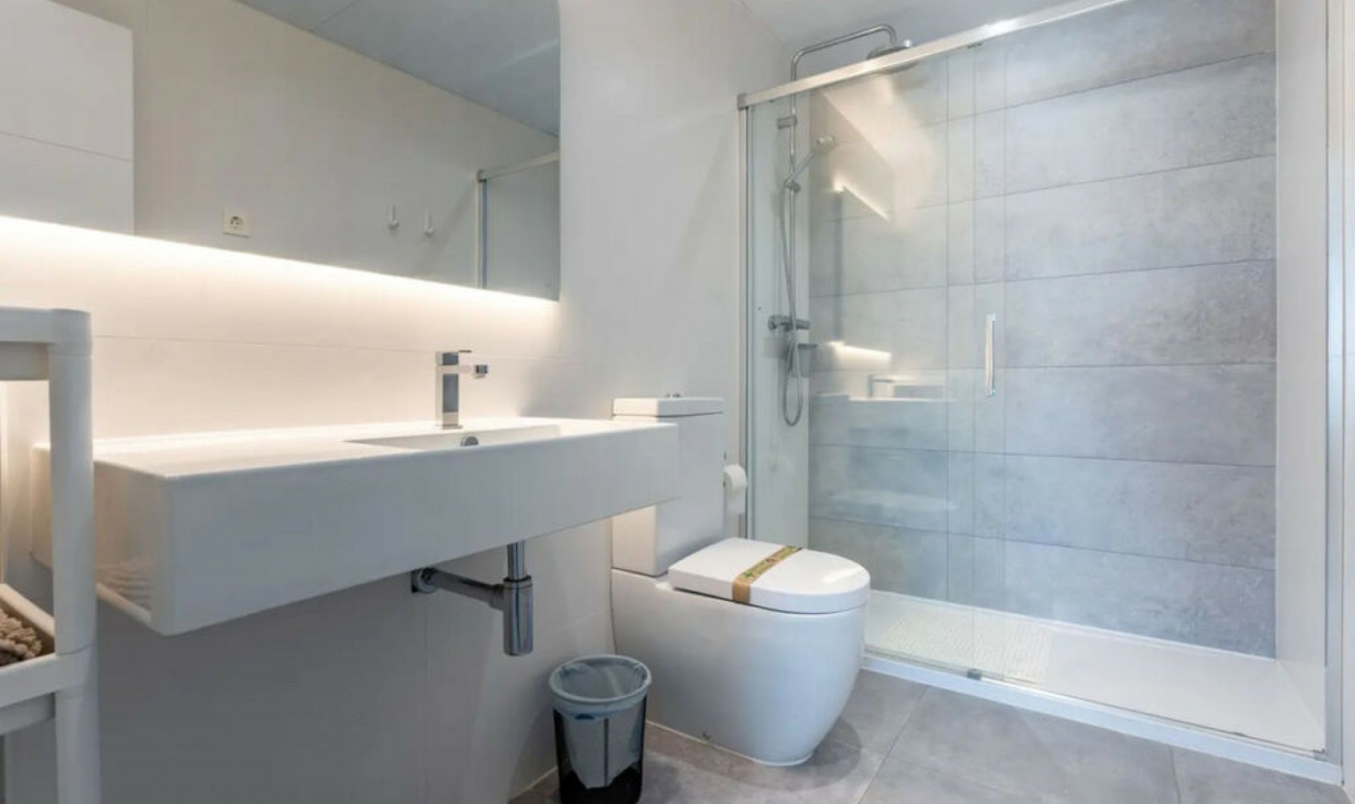 Resale - Apartment -
La Cala de Mijas