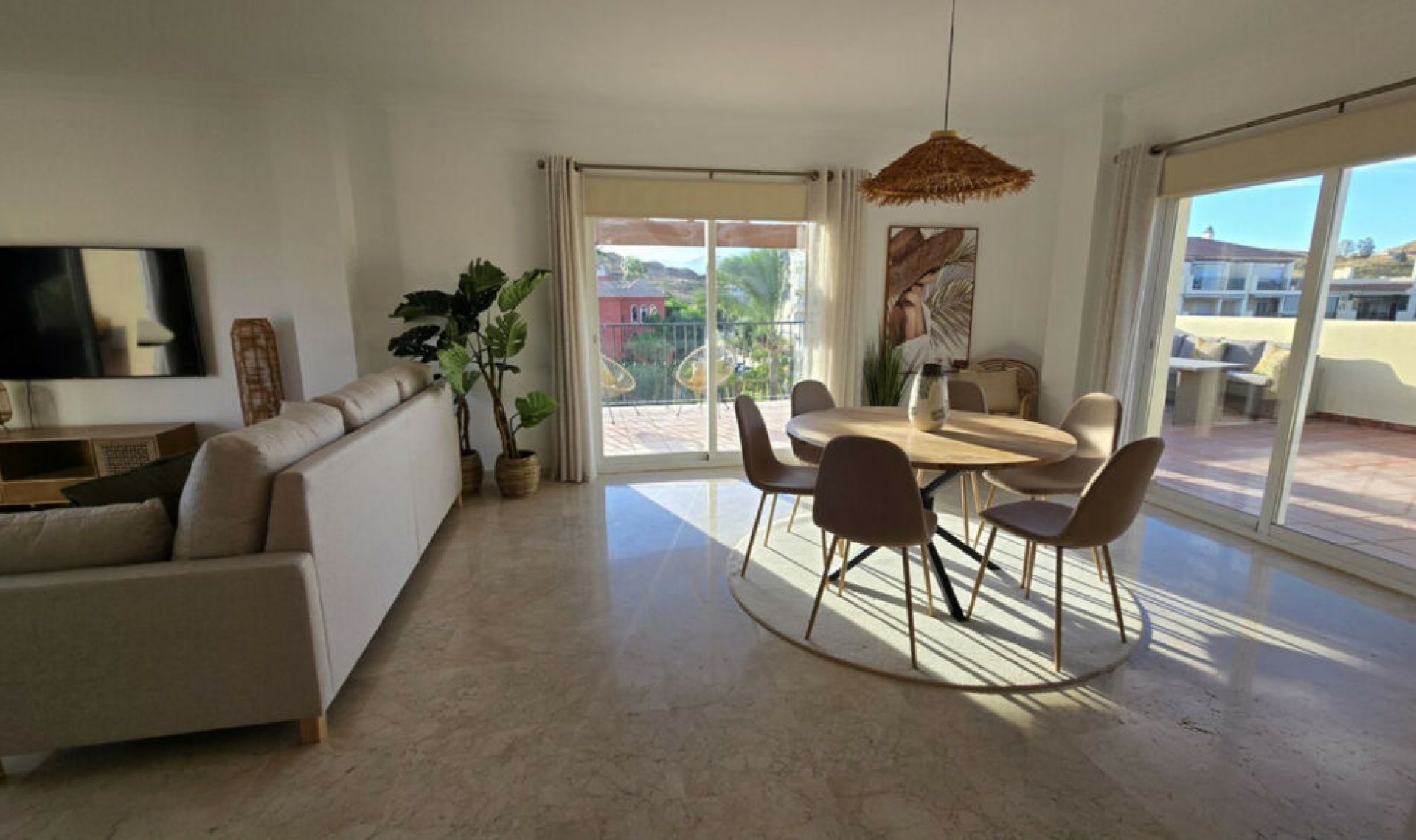 Resale - Apartment -
La Cala Hills