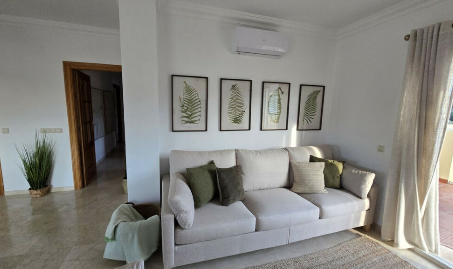 Resale - Apartment -
La Cala Hills
