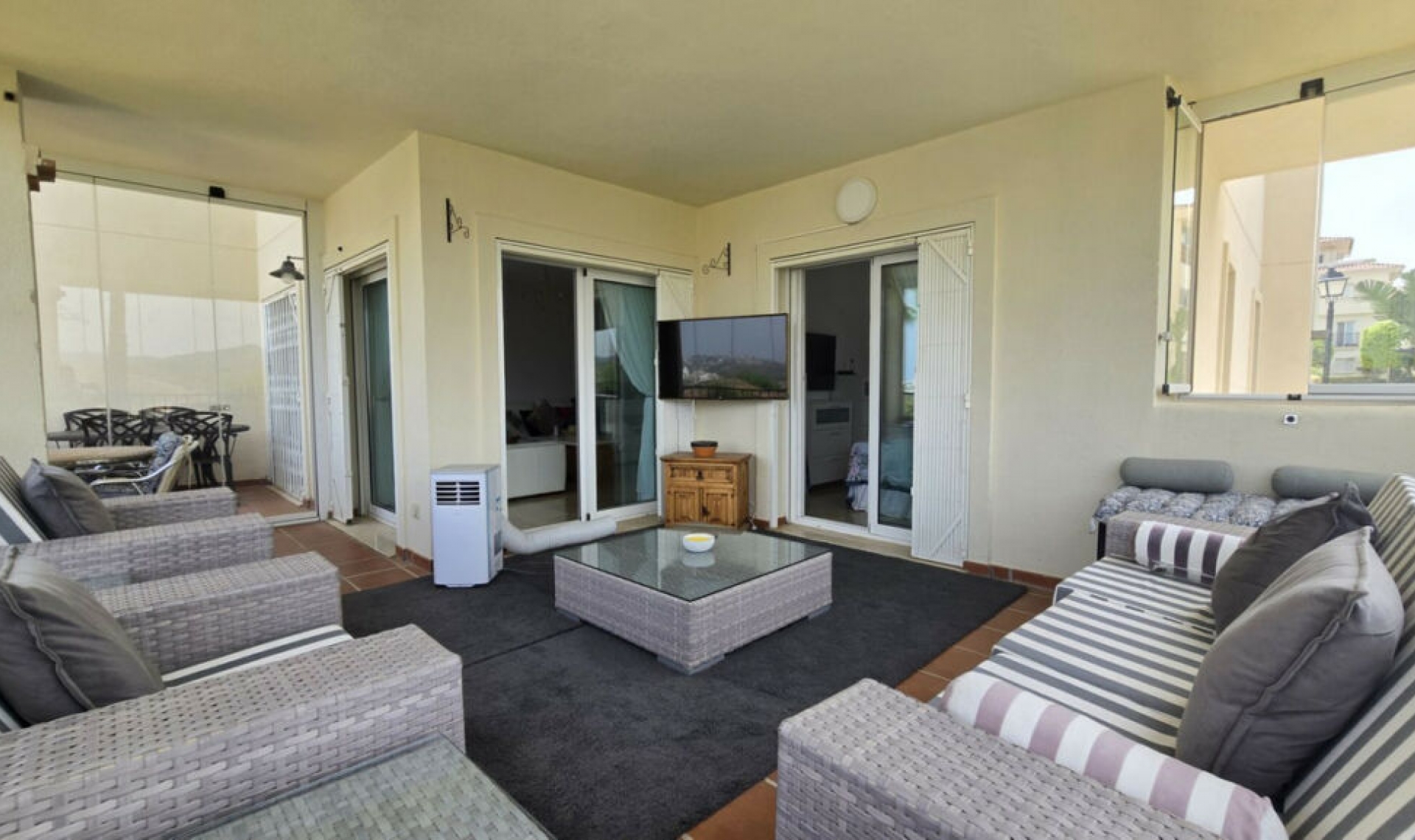 Resale - Apartment -
La Cala Hills