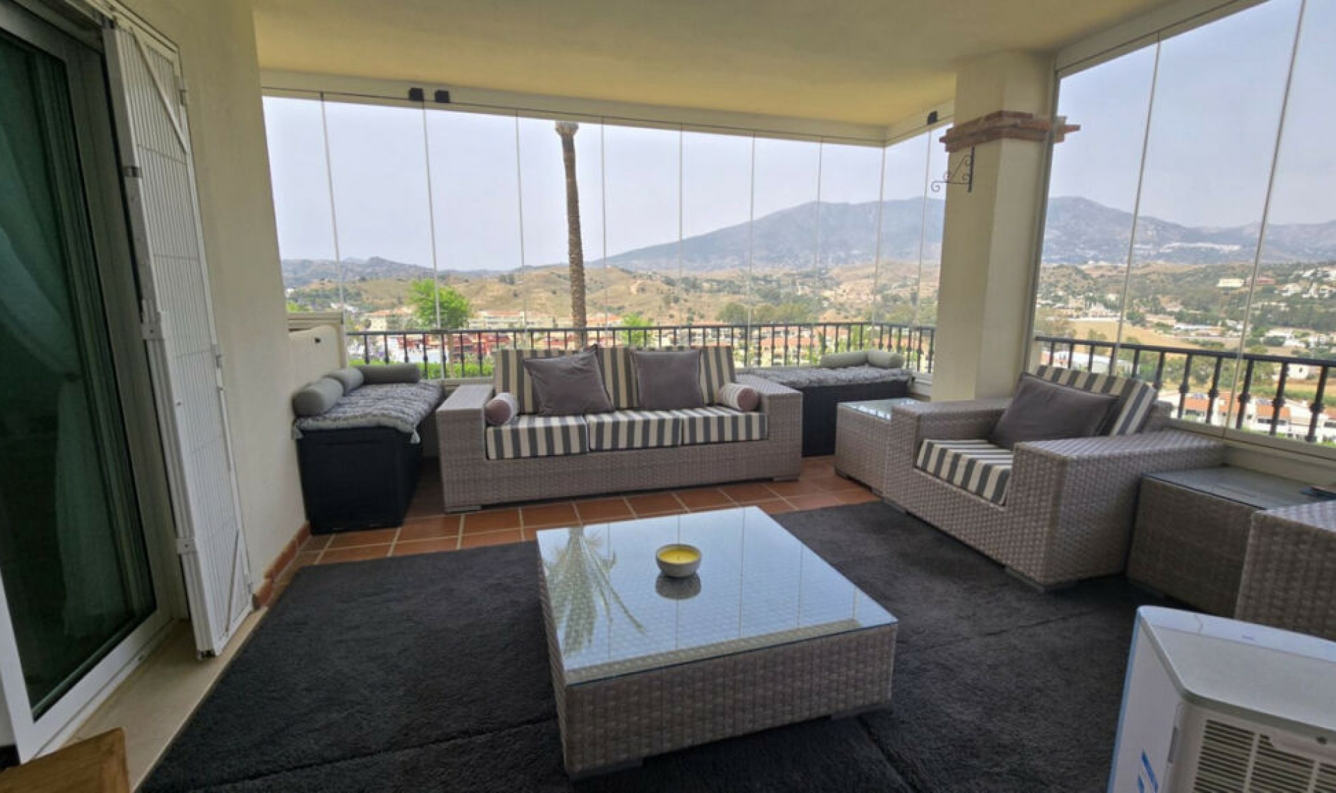 Resale - Apartment -
La Cala Hills