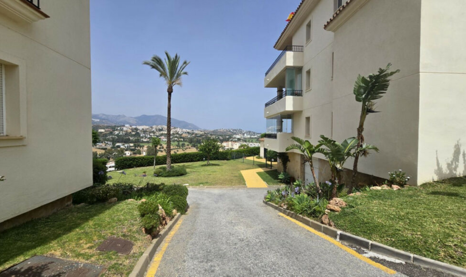 Resale - Apartment -
La Cala Hills