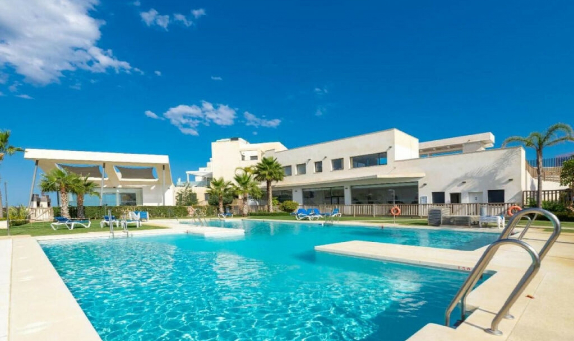 Resale - Apartment -
La Cala