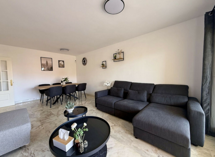 Resale - Apartment -
La Cala