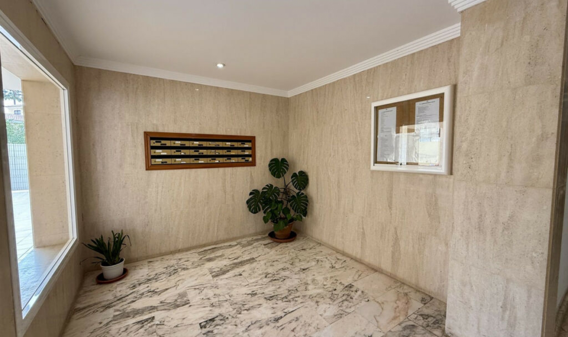 Resale - Apartment -
La Cala