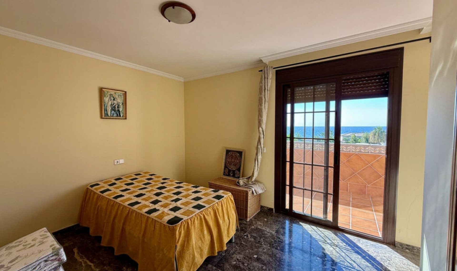 Resale - Apartment -
La Cala