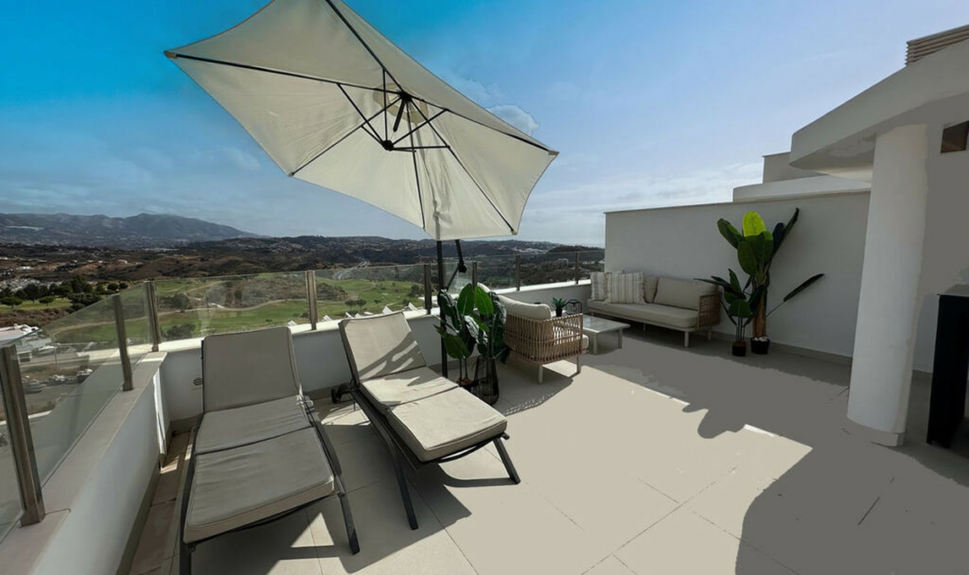 Resale - Apartment -
La Cala