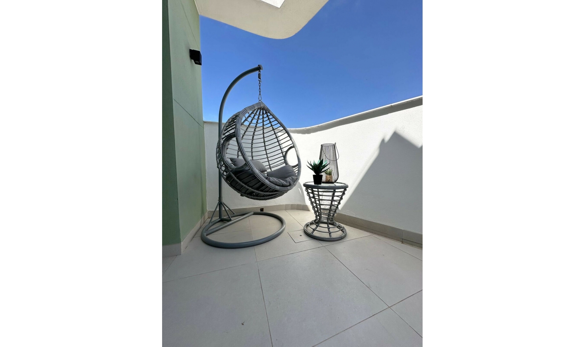 Resale - Apartment -
La Cala