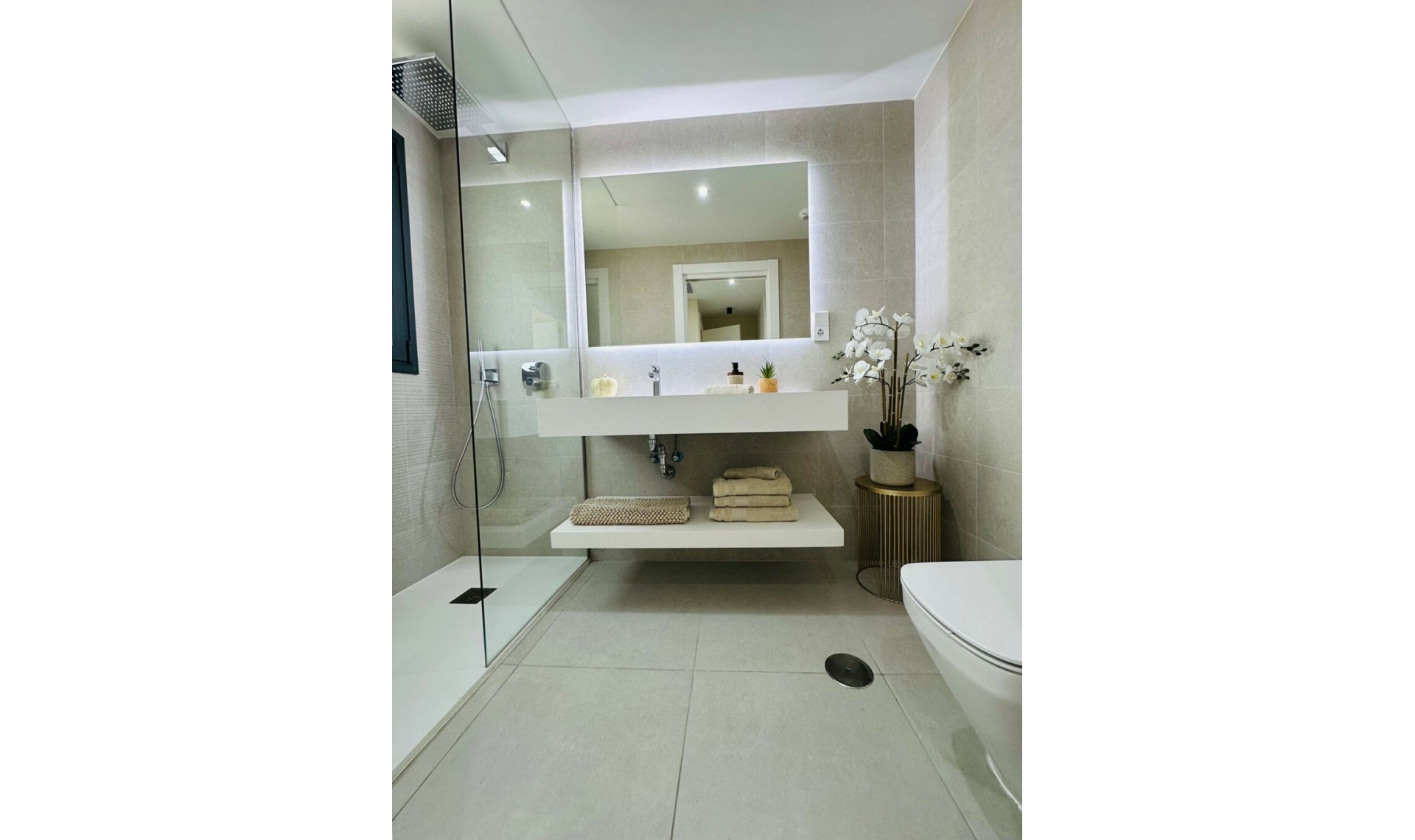 Resale - Apartment -
La Cala