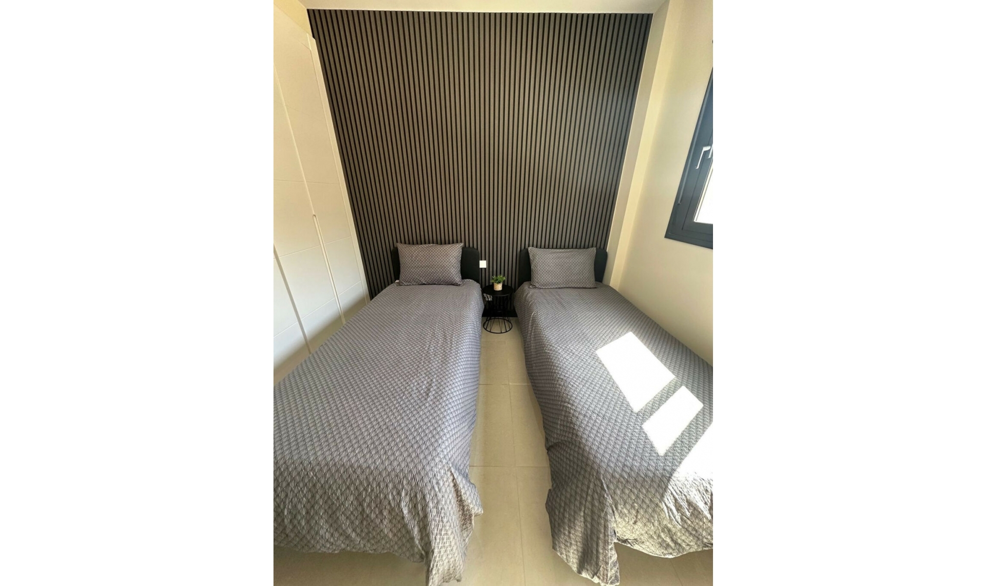 Resale - Apartment -
La Cala