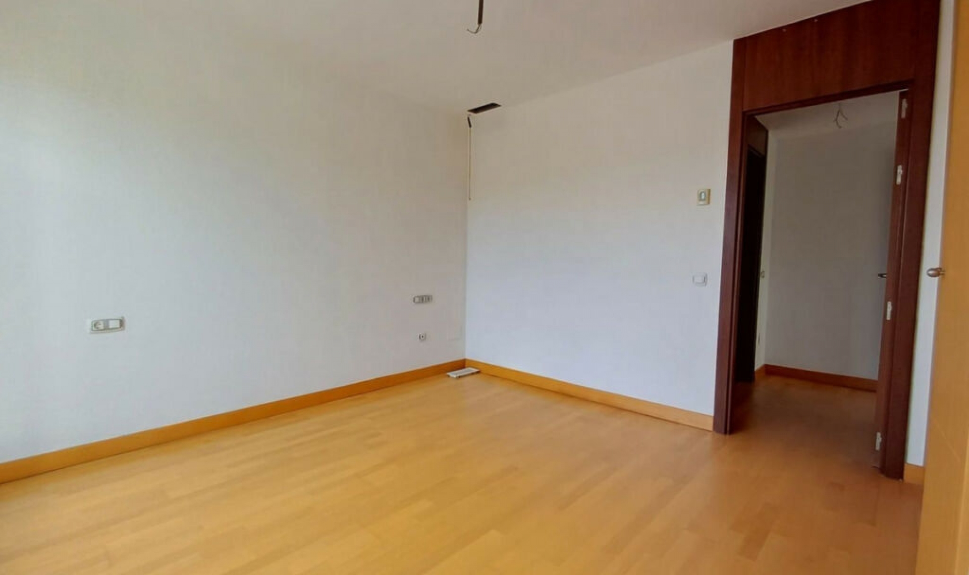 Resale - Apartment -
La Cala