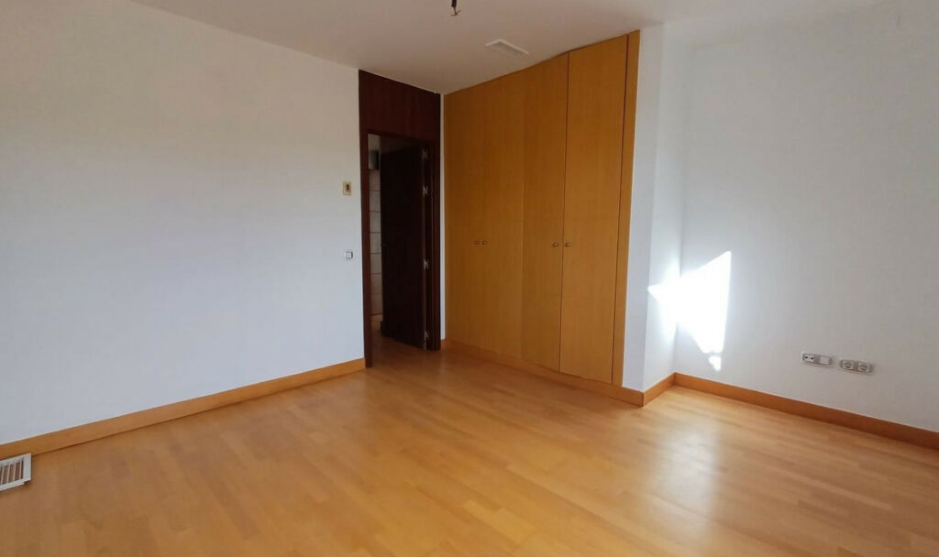 Resale - Apartment -
La Cala