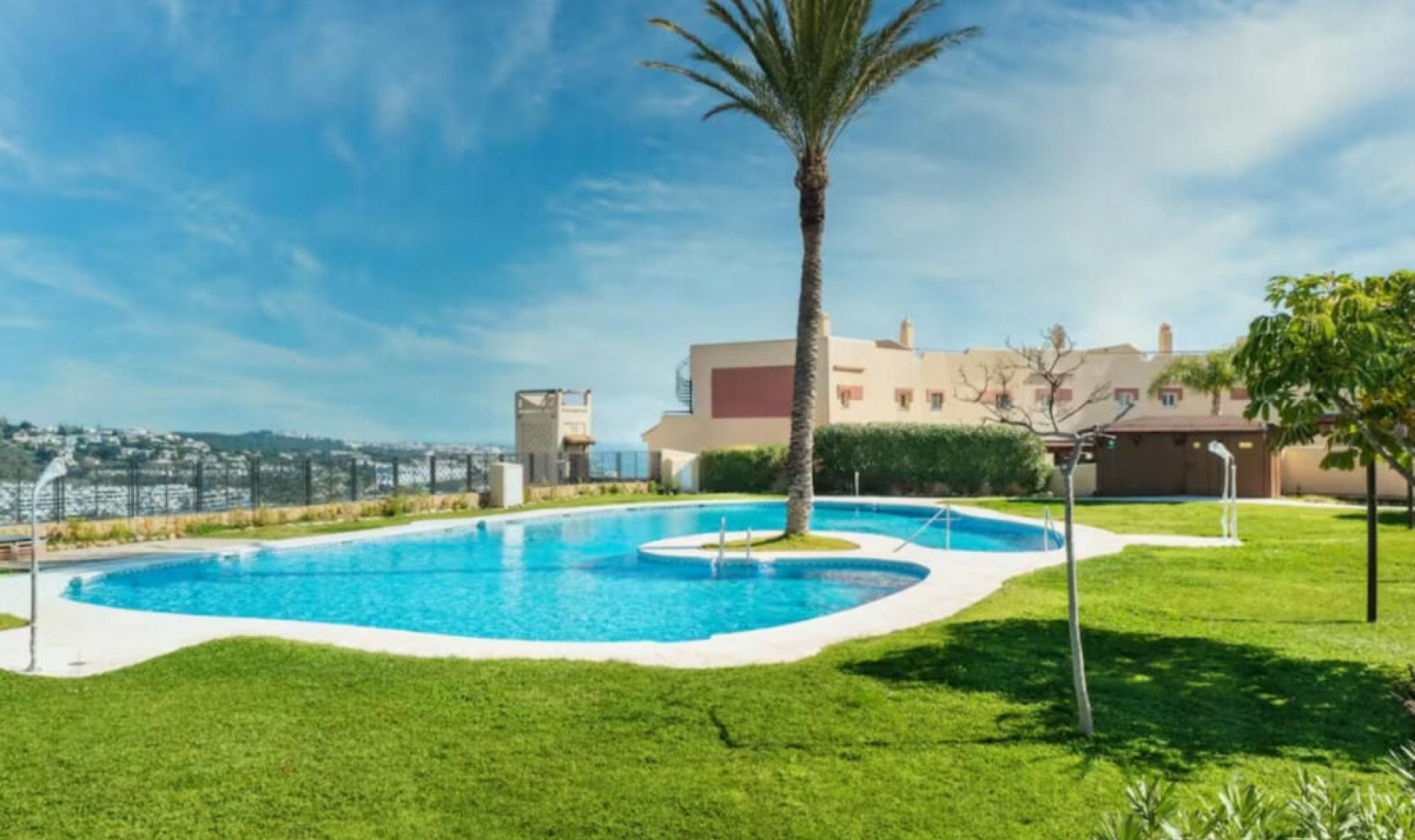 Resale - Apartment -
La Cala