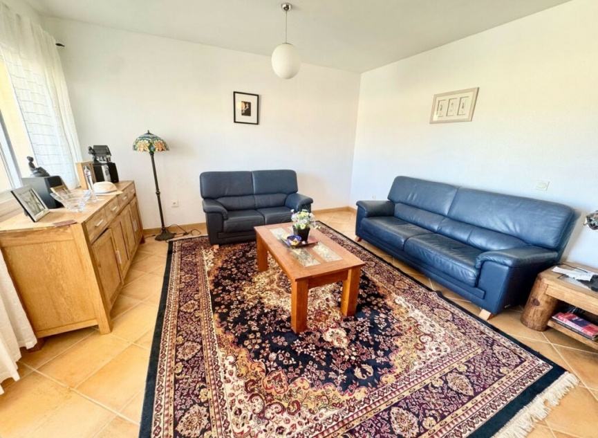 Resale - Apartment -
La Cala