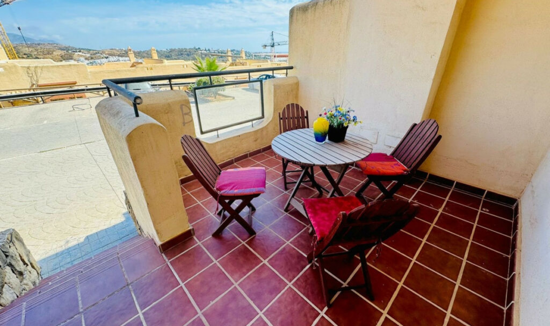 Resale - Apartment -
La Cala