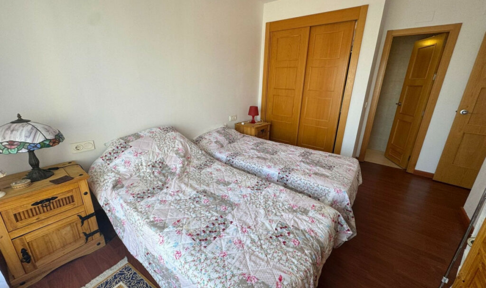 Resale - Apartment -
La Cala