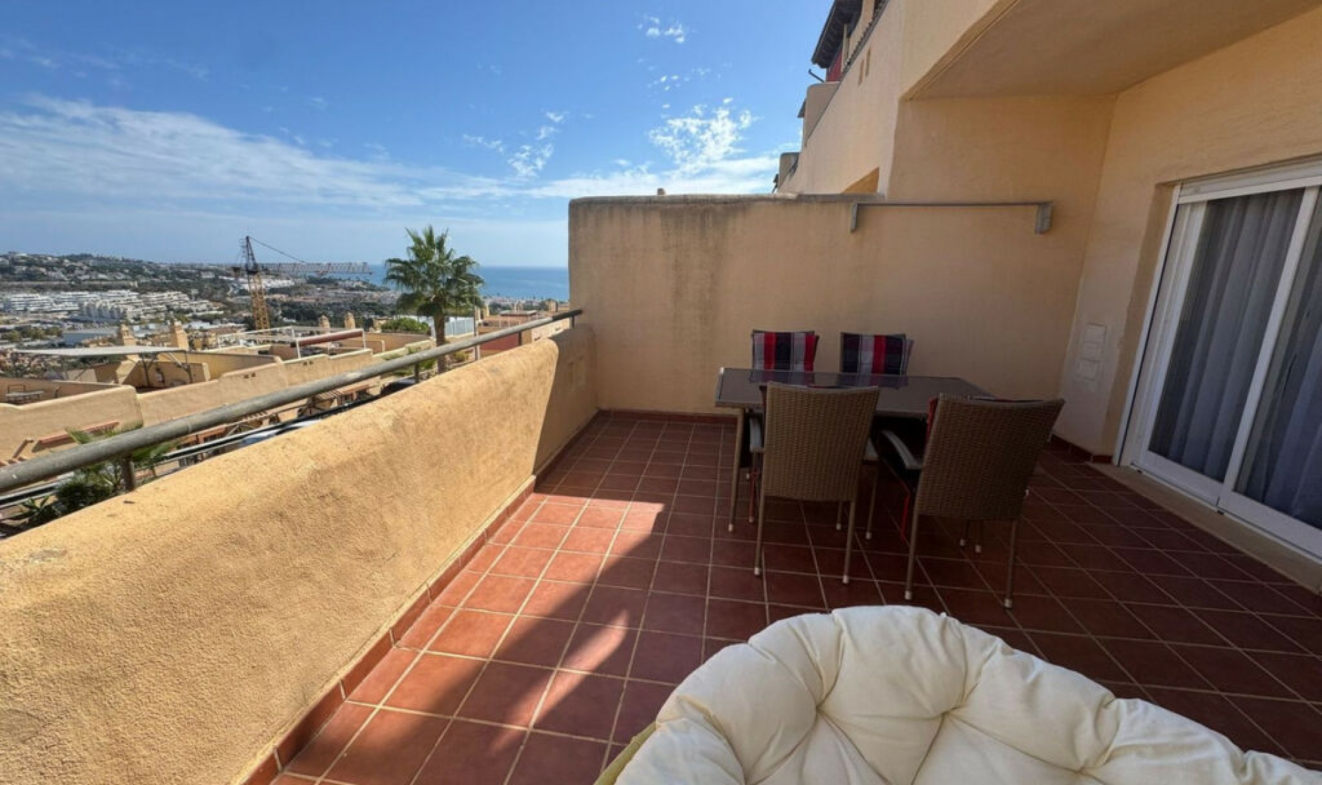 Resale - Apartment -
La Cala