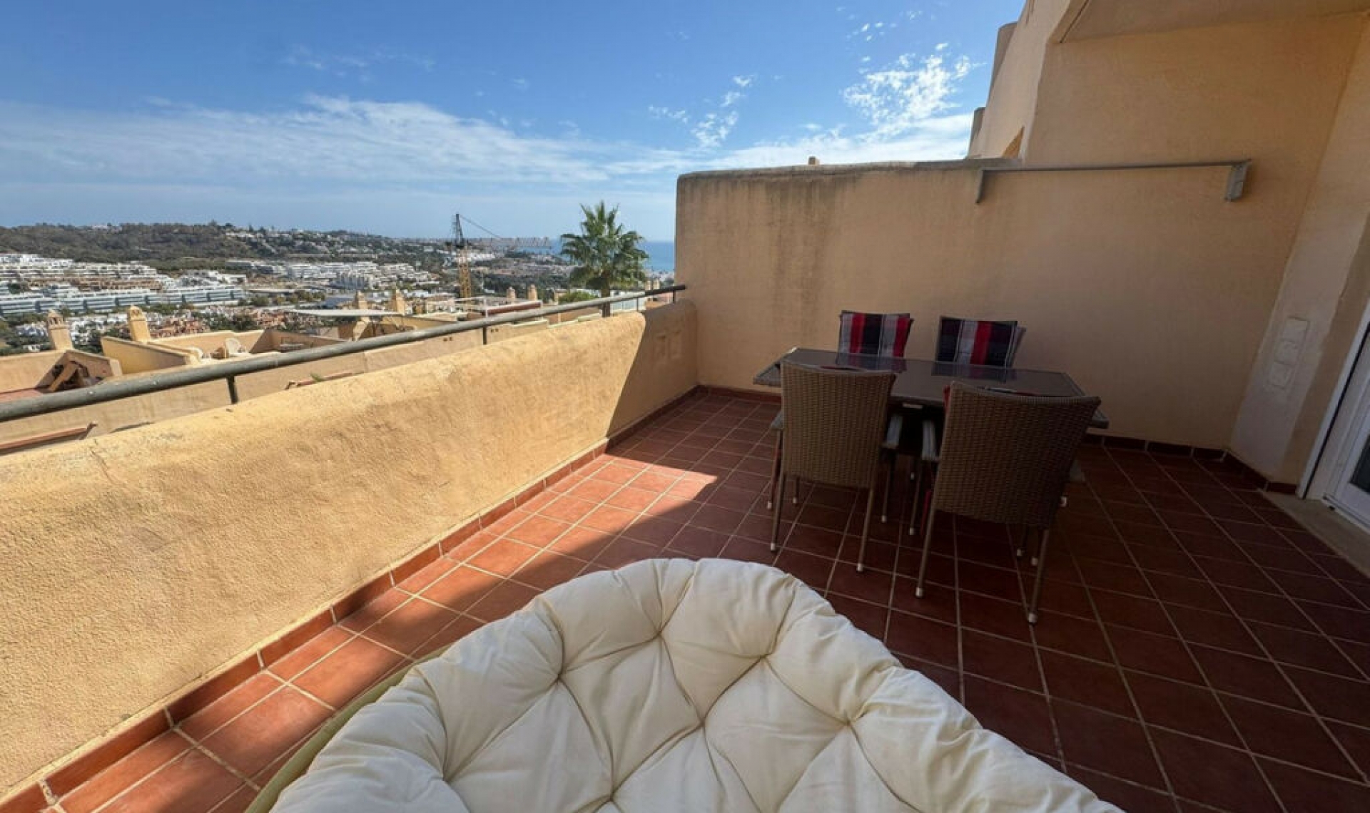 Resale - Apartment -
La Cala