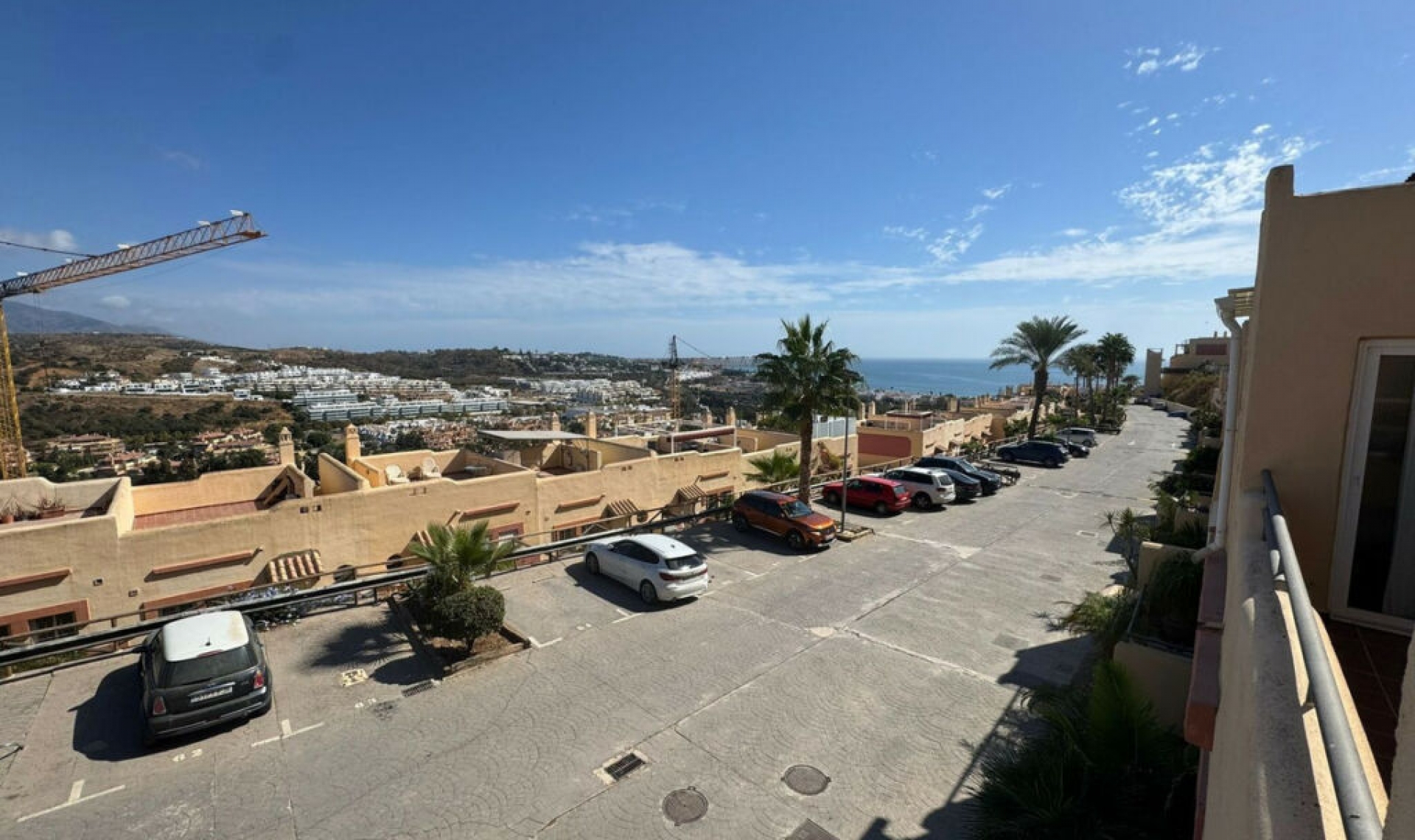 Resale - Apartment -
La Cala