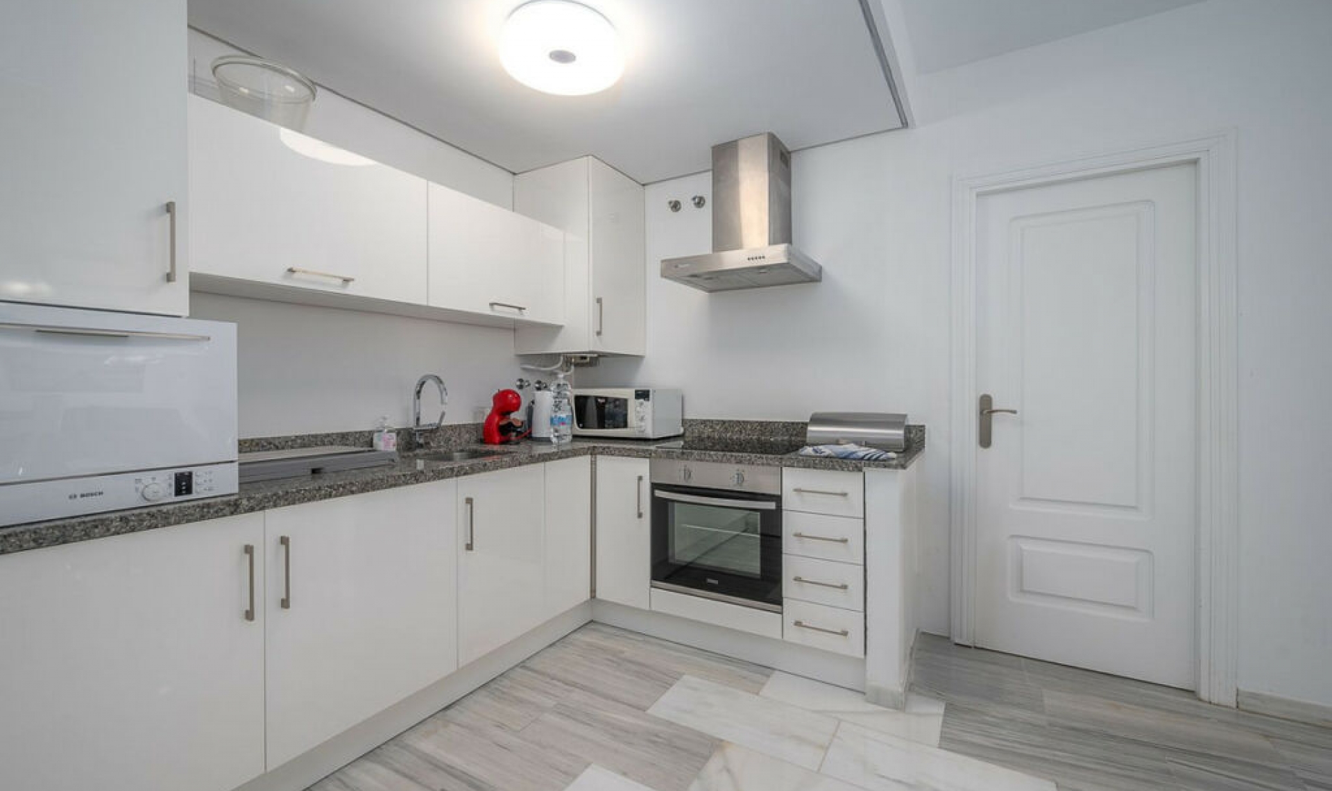 Resale - Apartment -
La Cala