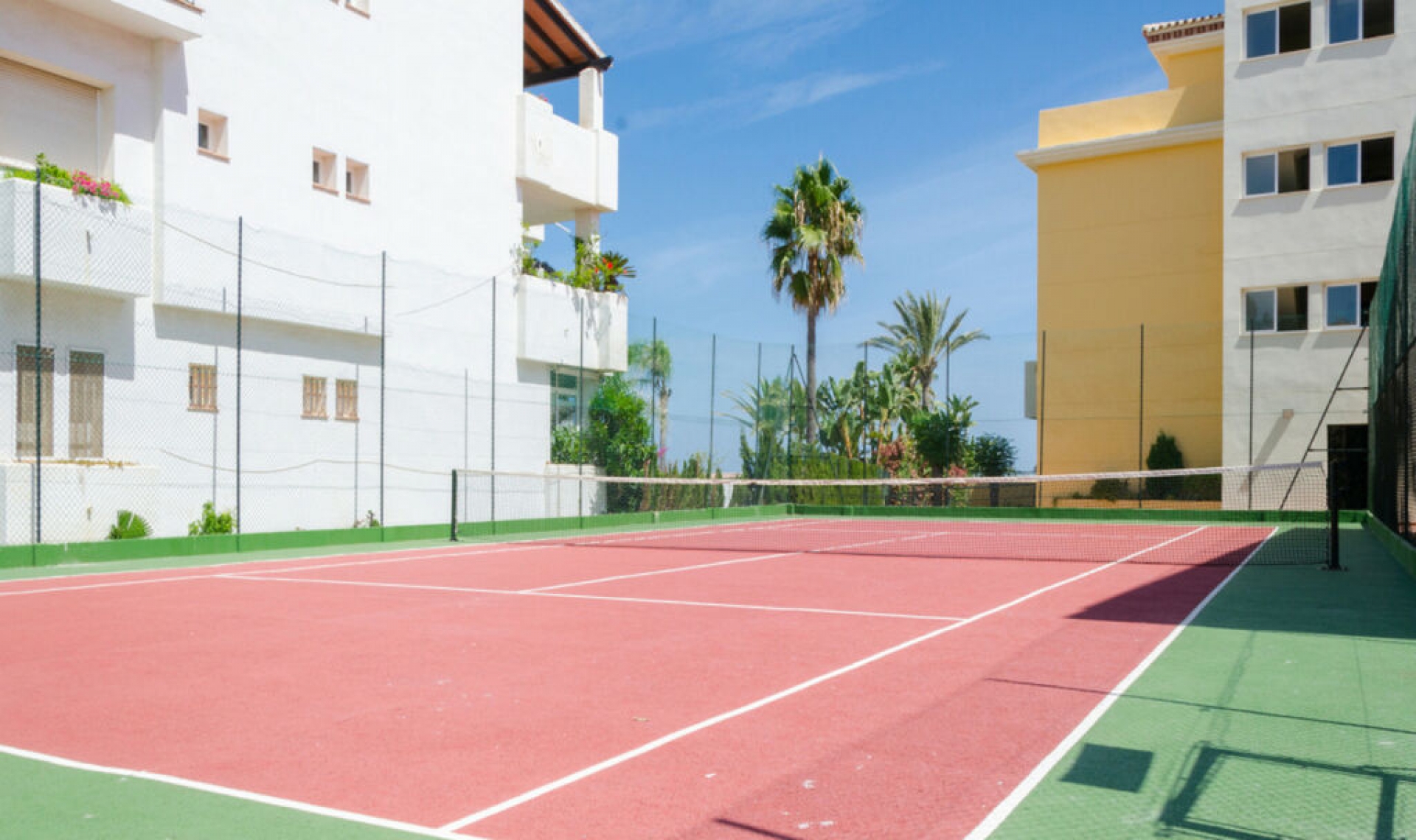 Resale - Apartment -
La Cala
